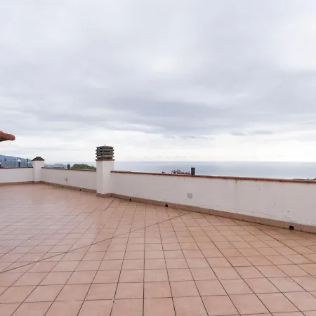 Nyaraló La Finestra Sul Mare By Interhome